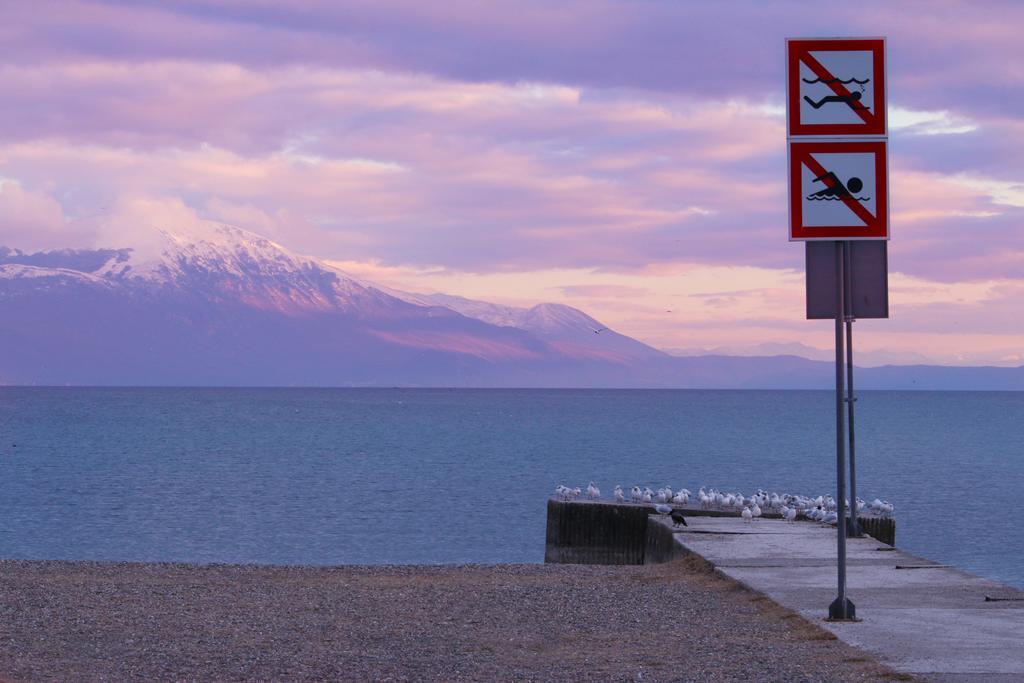 Hotel Montenegro Struga Exterior foto